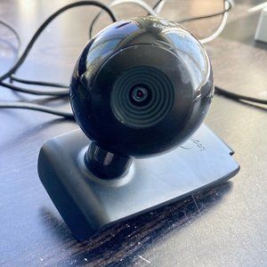 Logitech • Web Camera (PC & MAC)